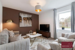 Bracknell - 4 Bedroom House - With Driveway, Garden & Garage